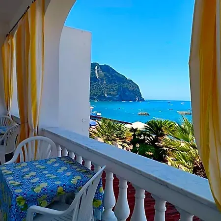 Casa Del Mare فندق ايسكيا
